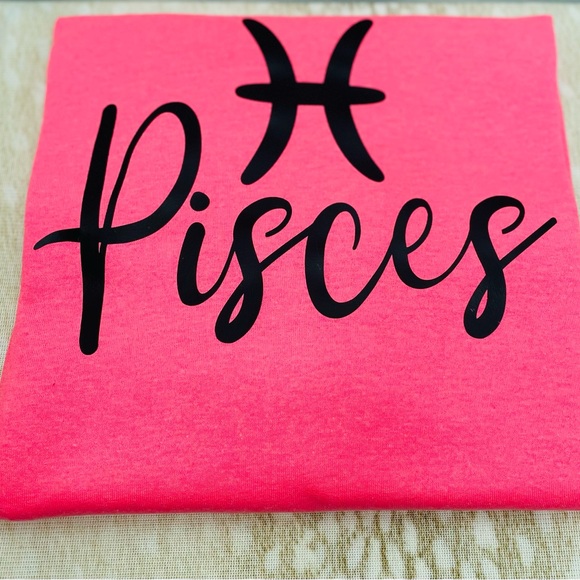 Dani Pisces Zodiac Tee - Picture 11 of 13